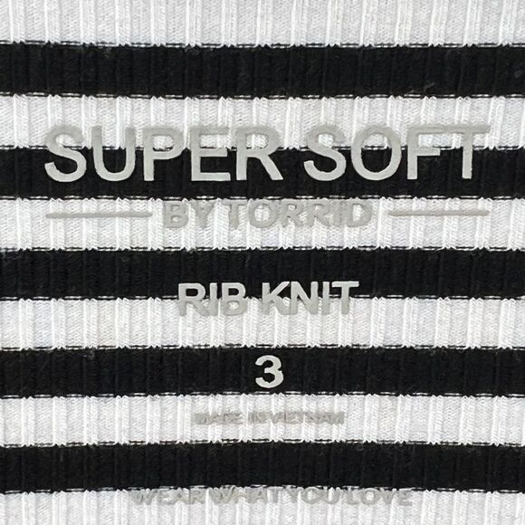 Torrid Super Soft Rib Hook And Eye Striped Tank Top 0681 - Picture 10 of 13